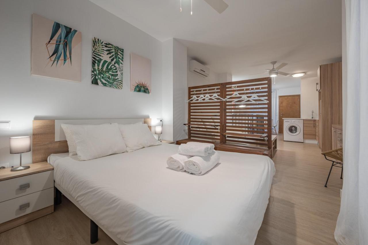 Suite Homes Parras Duplex Málaga Eksteriør billede